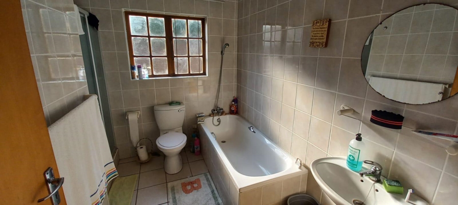 6 Bedroom Property for Sale in Meer En See KwaZulu-Natal