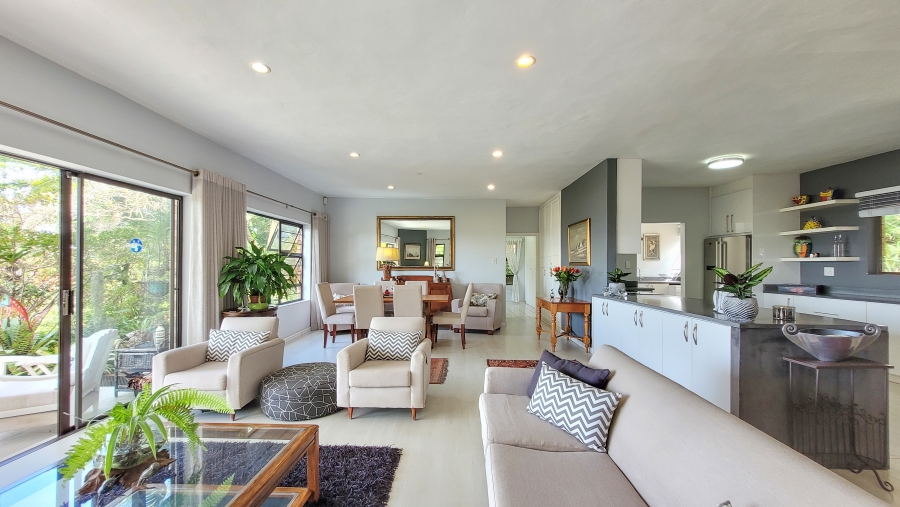 4 Bedroom Property for Sale in Ballitoville KwaZulu-Natal