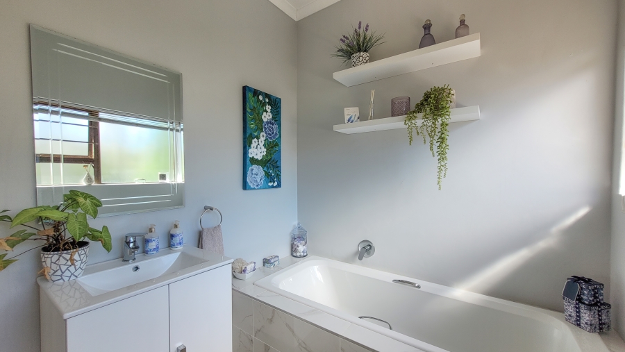 4 Bedroom Property for Sale in Ballitoville KwaZulu-Natal