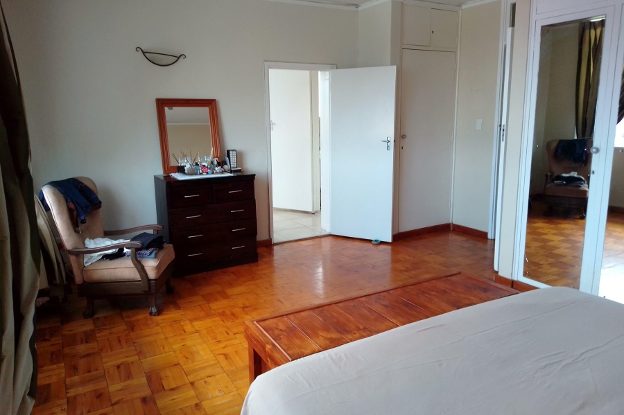 5 Bedroom Property for Sale in Athlone KwaZulu-Natal