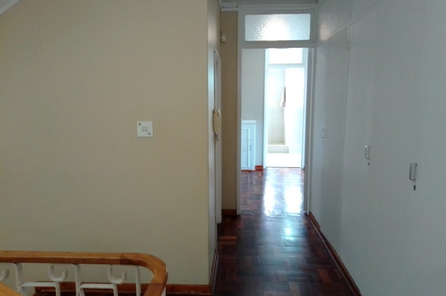 5 Bedroom Property for Sale in Athlone KwaZulu-Natal