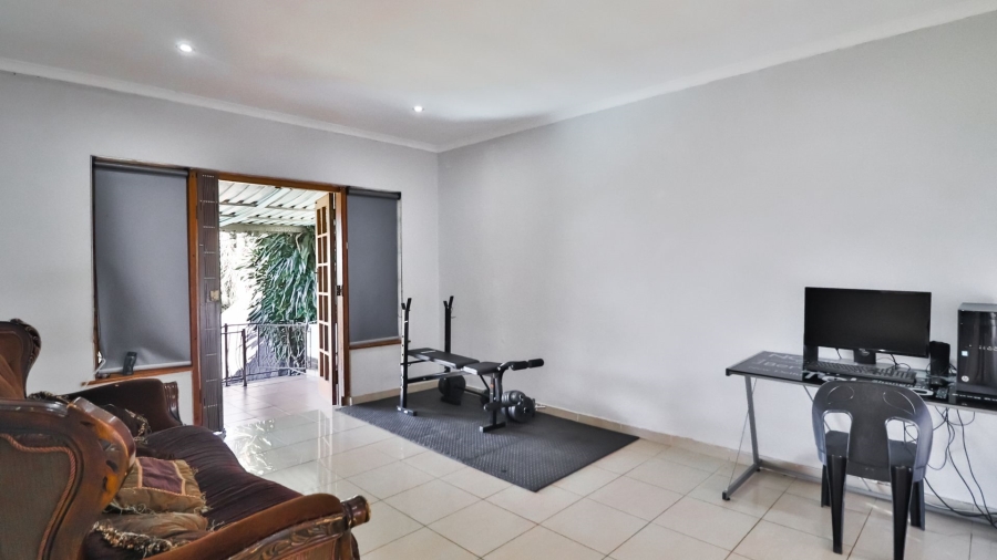 3 Bedroom Property for Sale in Chase Valley Heights KwaZulu-Natal