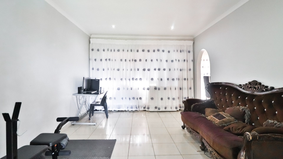 3 Bedroom Property for Sale in Chase Valley Heights KwaZulu-Natal
