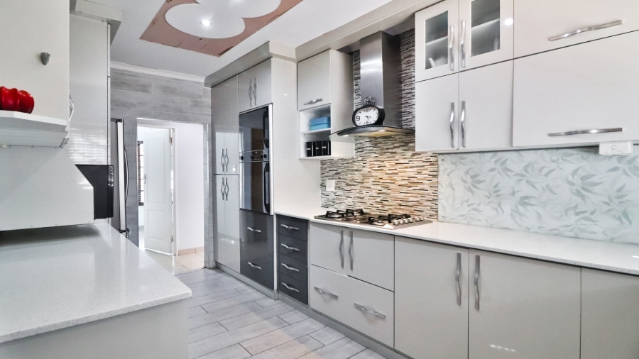 3 Bedroom Property for Sale in Chase Valley Heights KwaZulu-Natal