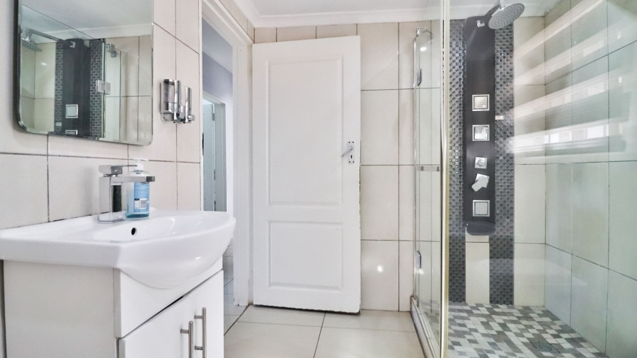 3 Bedroom Property for Sale in Chase Valley Heights KwaZulu-Natal