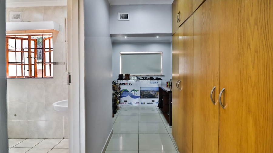 3 Bedroom Property for Sale in Chase Valley Heights KwaZulu-Natal