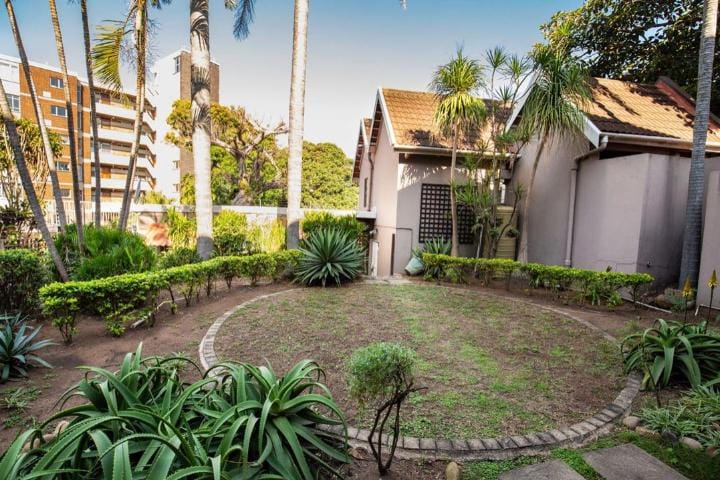6 Bedroom Property for Sale in Windermere KwaZulu-Natal
