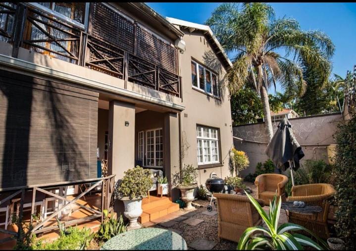6 Bedroom Property for Sale in Windermere KwaZulu-Natal