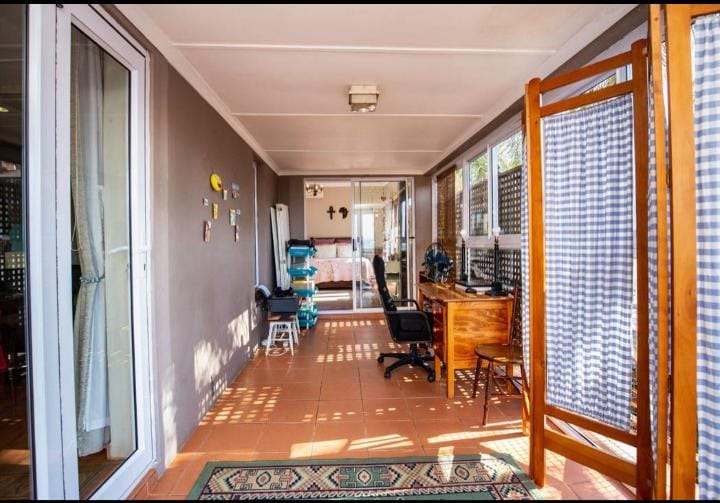 6 Bedroom Property for Sale in Windermere KwaZulu-Natal