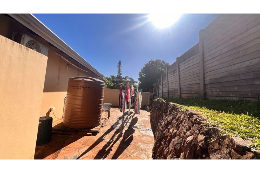 4 Bedroom Property for Sale in Amanzimtoti KwaZulu-Natal