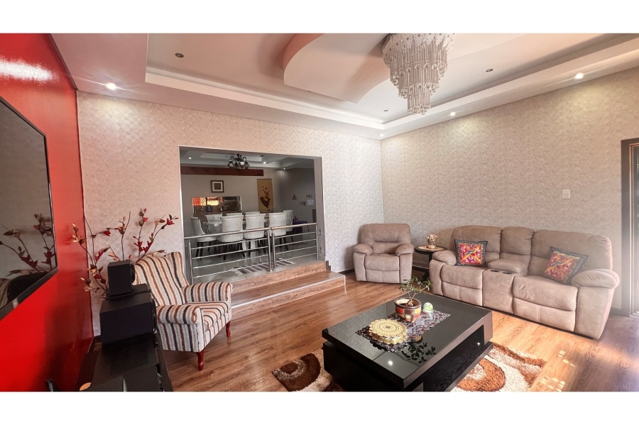 4 Bedroom Property for Sale in Amanzimtoti KwaZulu-Natal