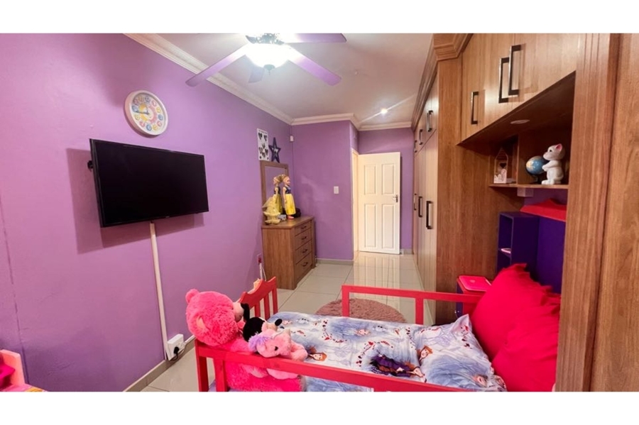 4 Bedroom Property for Sale in Amanzimtoti KwaZulu-Natal