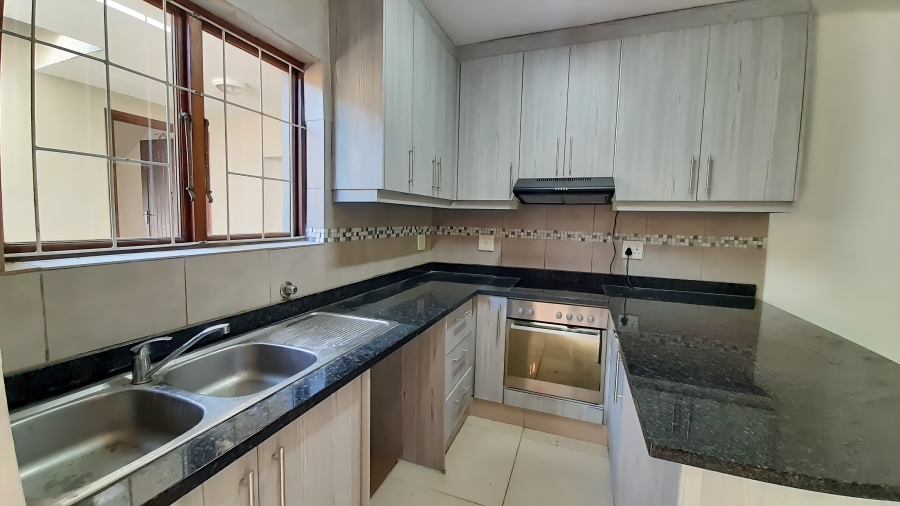 3 Bedroom Property for Sale in Wakenshaw Estate KwaZulu-Natal