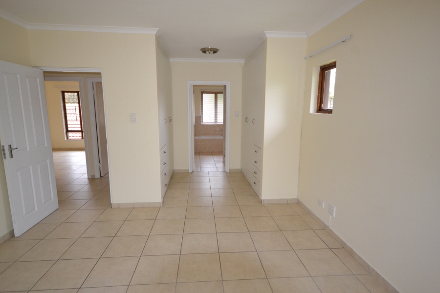 3 Bedroom Property for Sale in Wakenshaw Estate KwaZulu-Natal