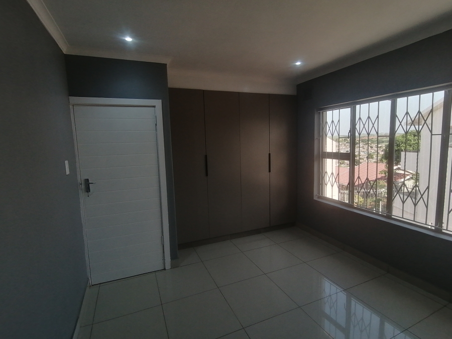 3 Bedroom Property for Sale in Fairbreeze KwaZulu-Natal