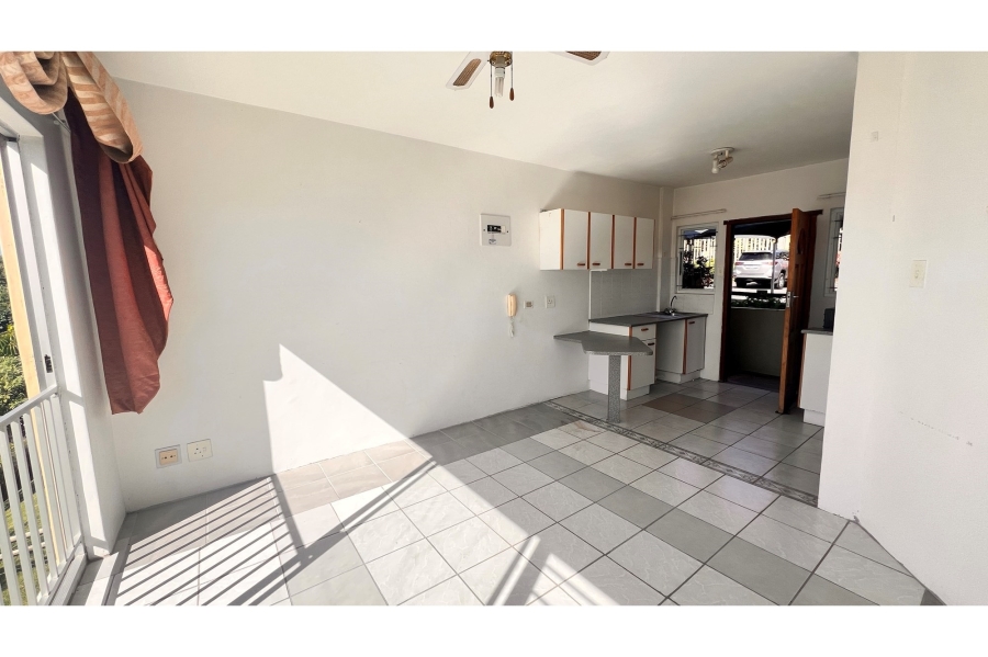 1 Bedroom Property for Sale in Amanzimtoti KwaZulu-Natal