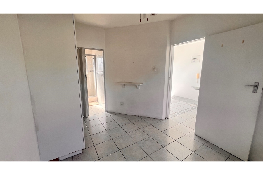 1 Bedroom Property for Sale in Amanzimtoti KwaZulu-Natal