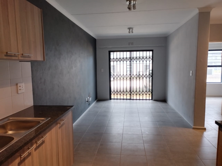 To Let 2 Bedroom Property for Rent in Umbogintwini KwaZulu-Natal
