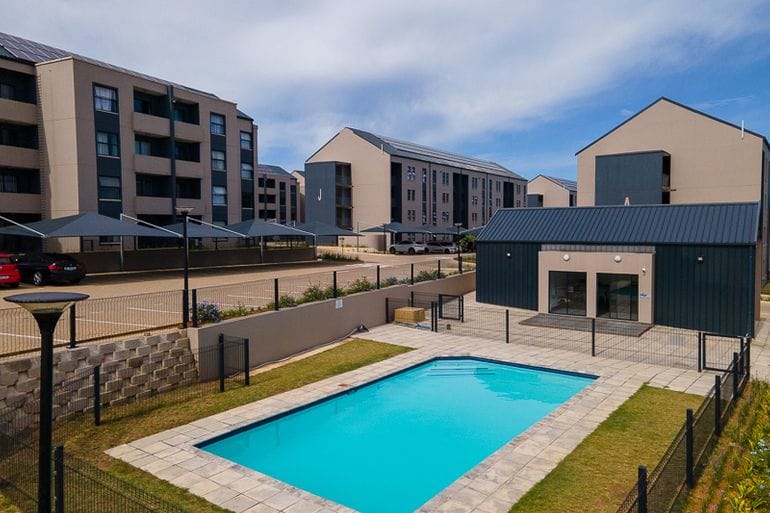 To Let 2 Bedroom Property for Rent in Umbogintwini KwaZulu-Natal