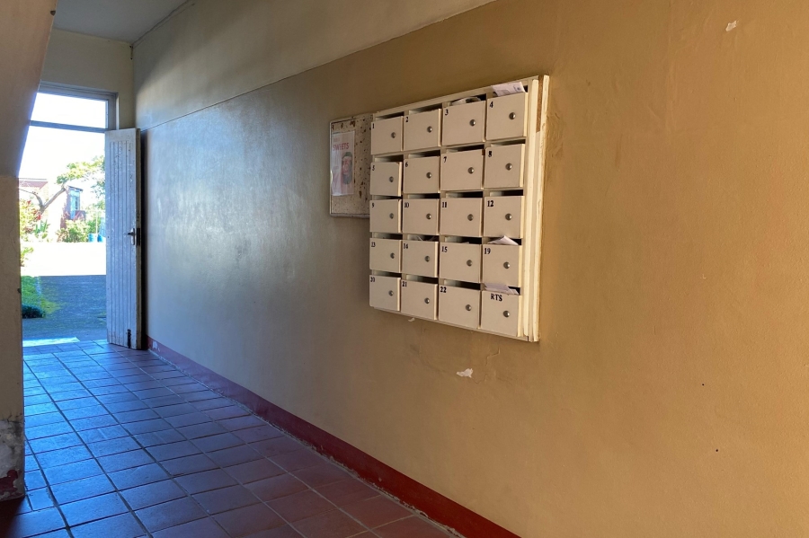 1 Bedroom Property for Sale in Pinetown KwaZulu-Natal