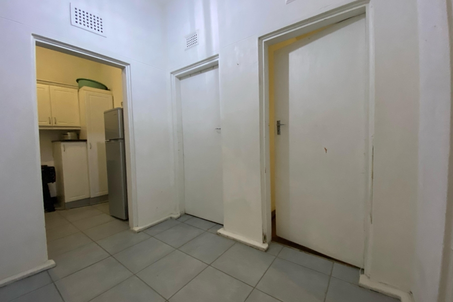 1 Bedroom Property for Sale in Pinetown KwaZulu-Natal