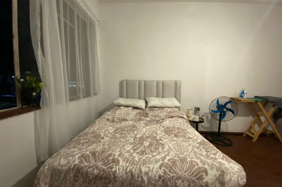 1 Bedroom Property for Sale in Pinetown KwaZulu-Natal
