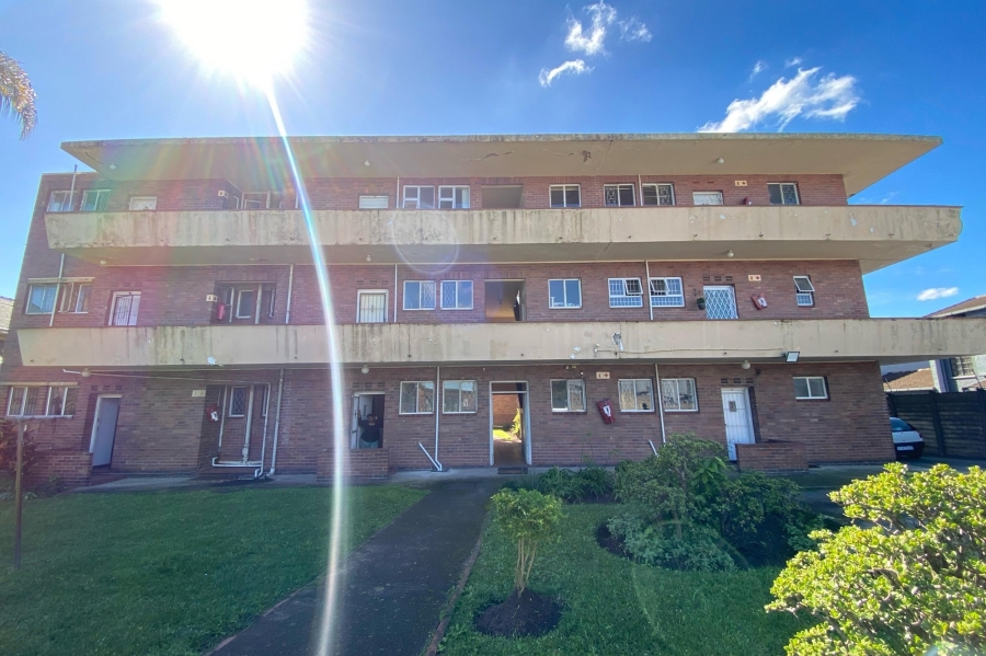 1 Bedroom Property for Sale in Pinetown KwaZulu-Natal