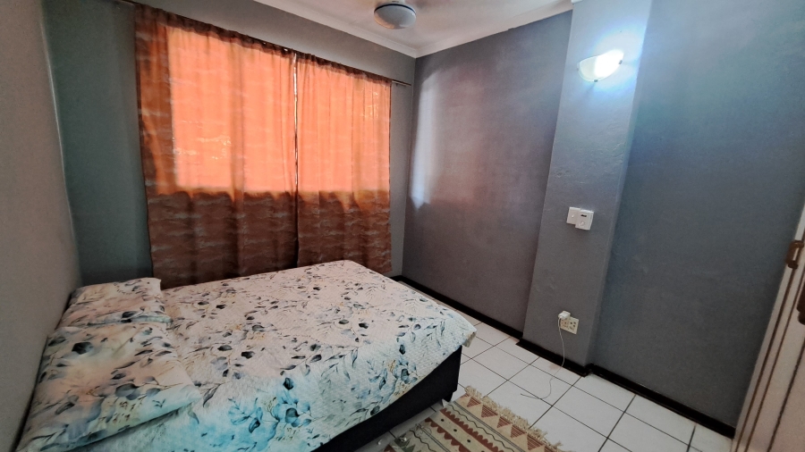 6 Bedroom Property for Sale in Meer En See KwaZulu-Natal