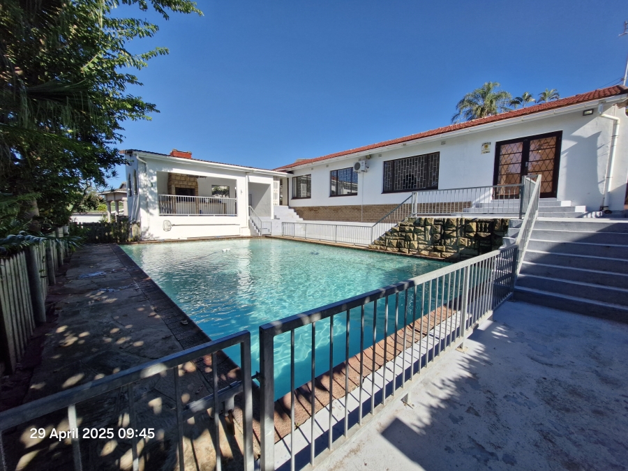 6 Bedroom Property for Sale in Escombe KwaZulu-Natal
