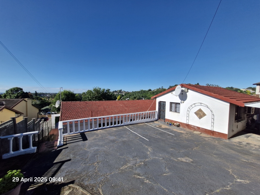 6 Bedroom Property for Sale in Escombe KwaZulu-Natal