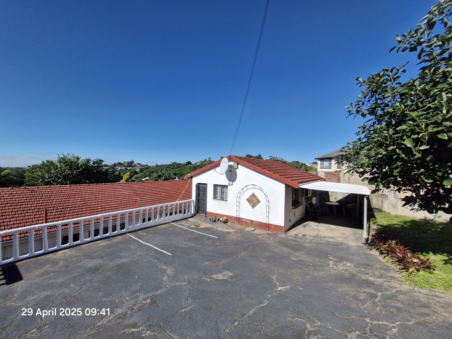 6 Bedroom Property for Sale in Escombe KwaZulu-Natal