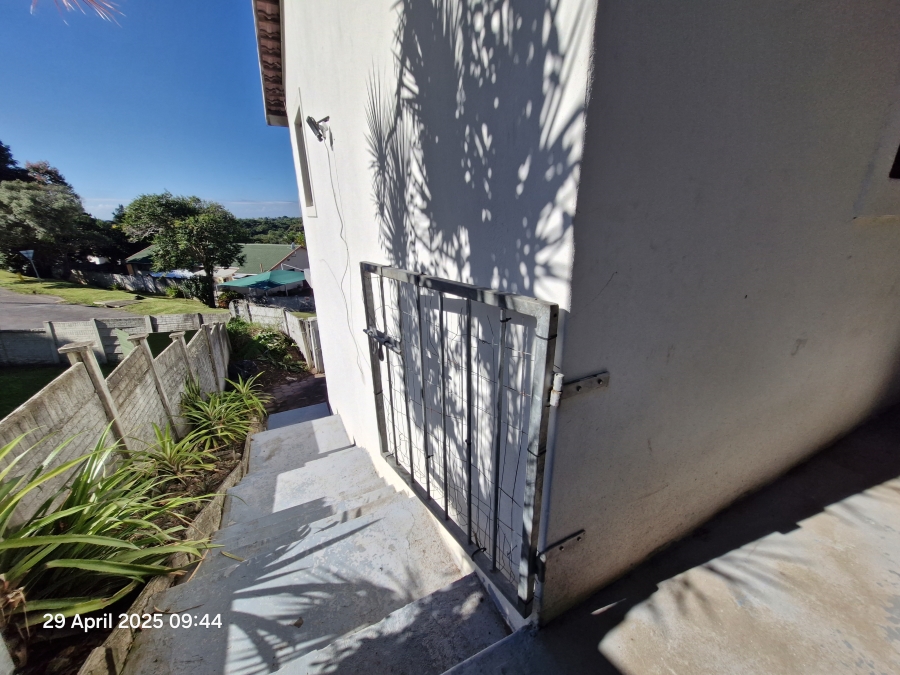 6 Bedroom Property for Sale in Escombe KwaZulu-Natal