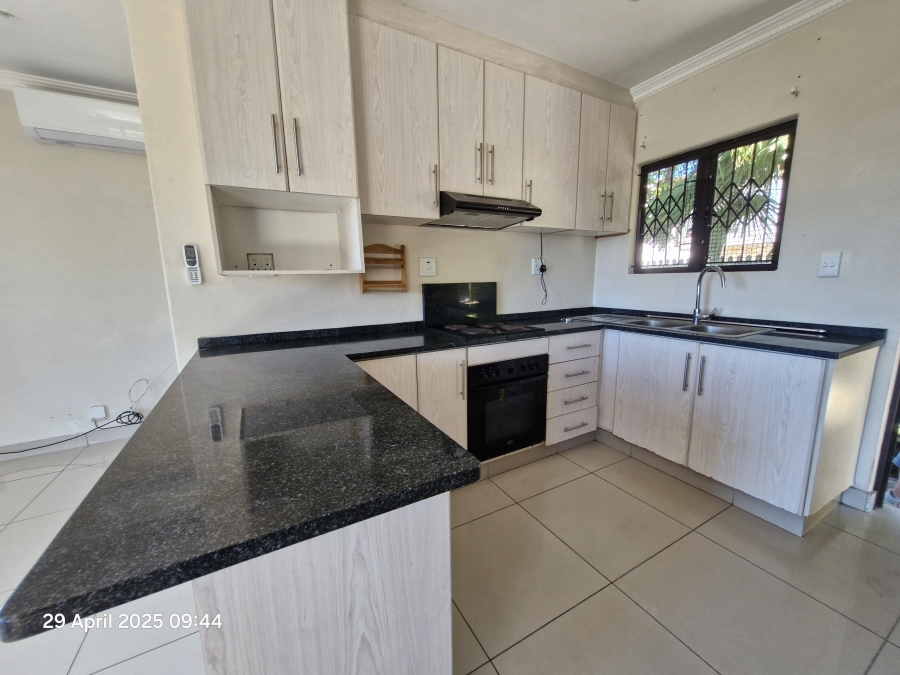 6 Bedroom Property for Sale in Escombe KwaZulu-Natal