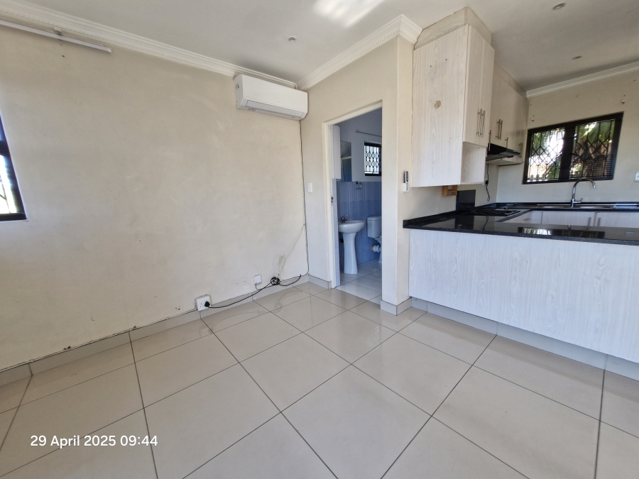 6 Bedroom Property for Sale in Escombe KwaZulu-Natal