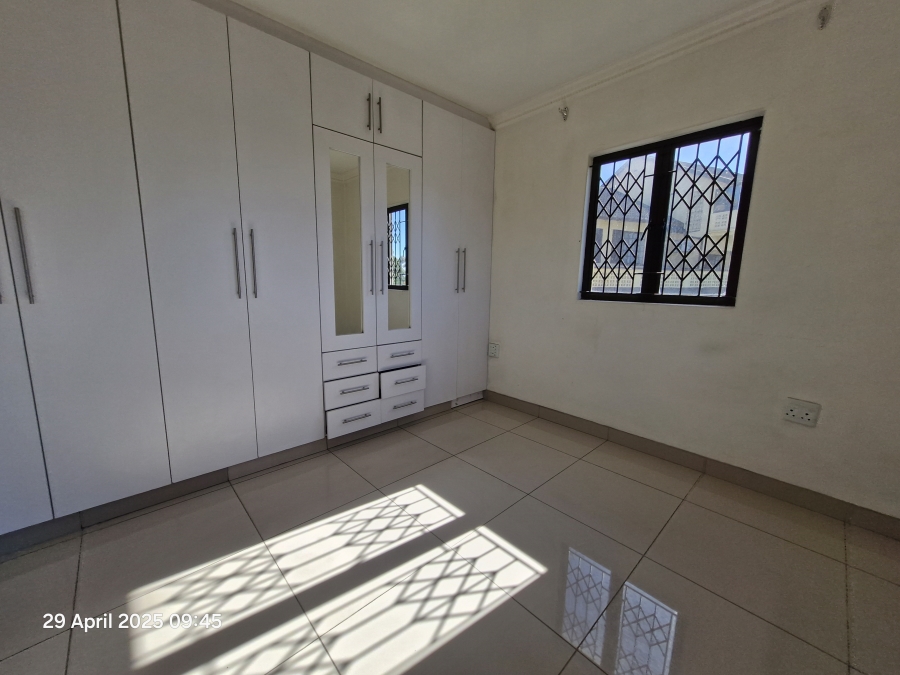 6 Bedroom Property for Sale in Escombe KwaZulu-Natal