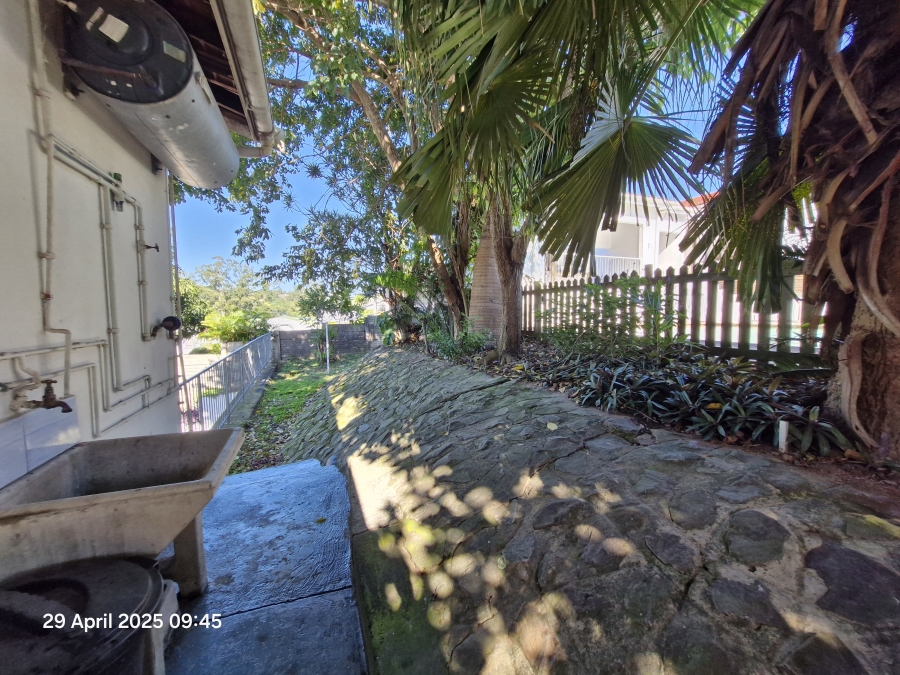 6 Bedroom Property for Sale in Escombe KwaZulu-Natal