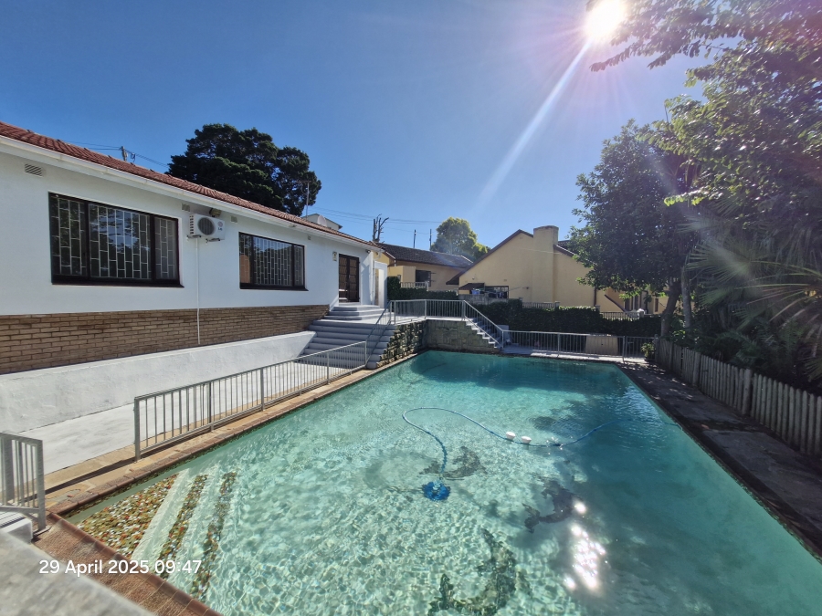 6 Bedroom Property for Sale in Escombe KwaZulu-Natal
