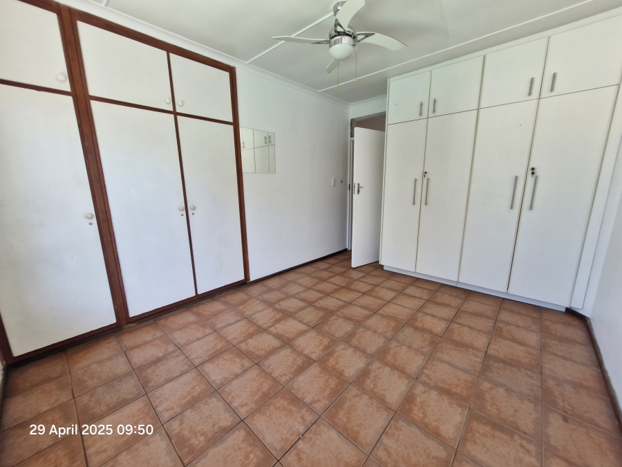 6 Bedroom Property for Sale in Escombe KwaZulu-Natal