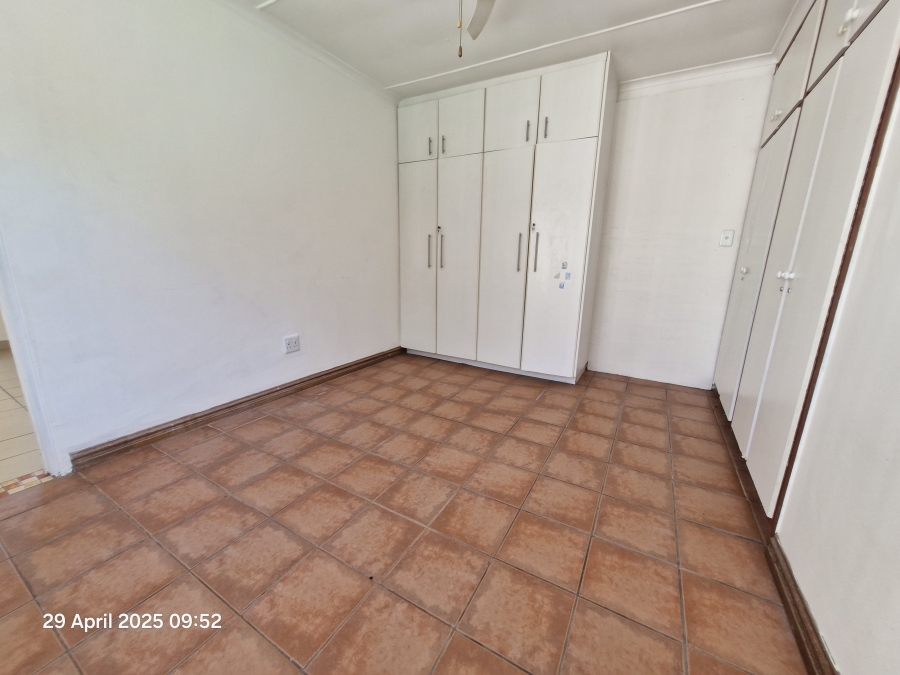 6 Bedroom Property for Sale in Escombe KwaZulu-Natal