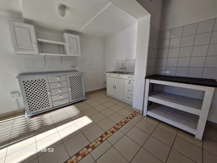 6 Bedroom Property for Sale in Escombe KwaZulu-Natal