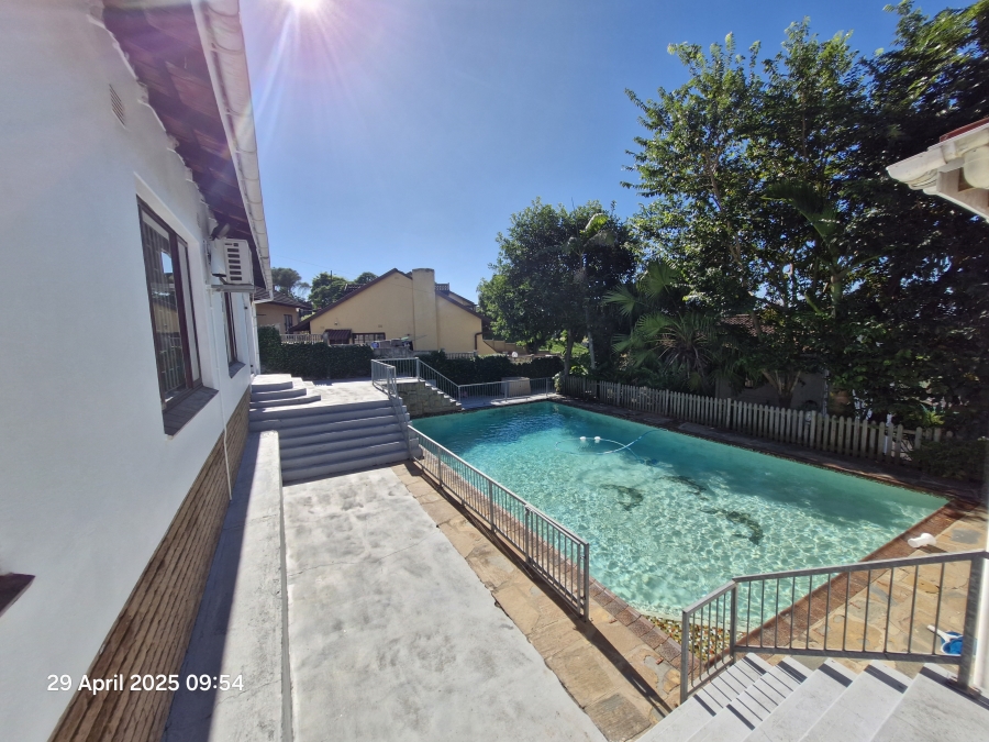 6 Bedroom Property for Sale in Escombe KwaZulu-Natal