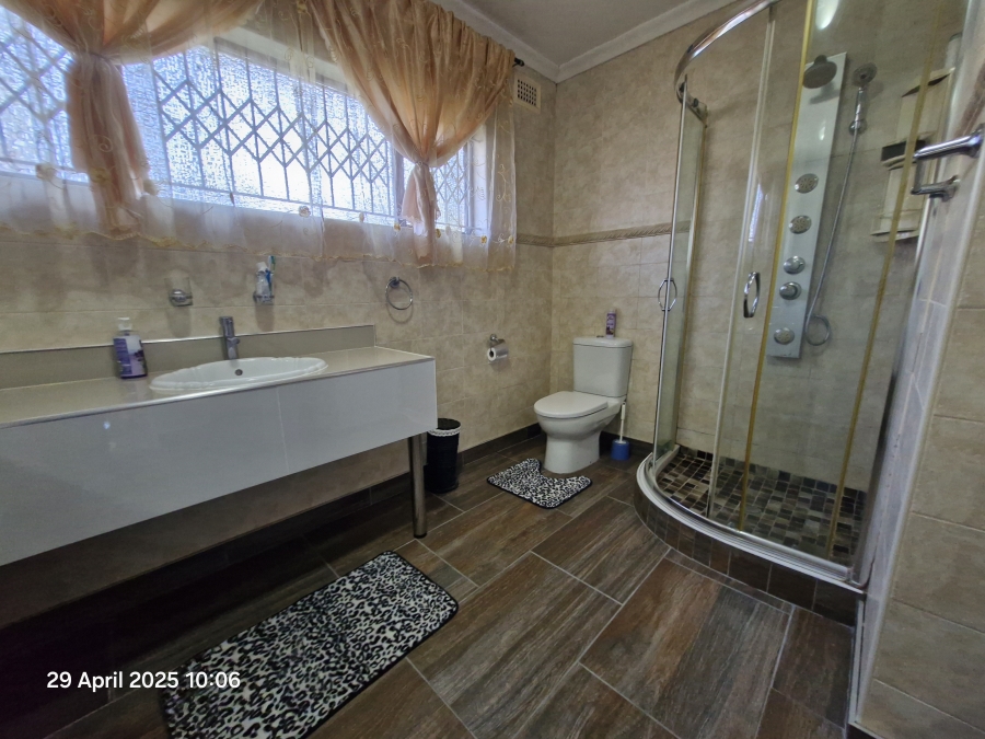 4 Bedroom Property for Sale in Escombe KwaZulu-Natal