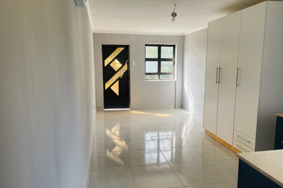 To Let 1 Bedroom Property for Rent in Athlone Park KwaZulu-Natal
