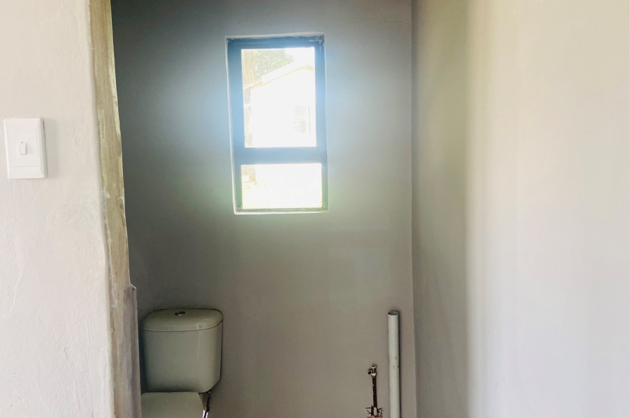 To Let 1 Bedroom Property for Rent in Athlone Park KwaZulu-Natal
