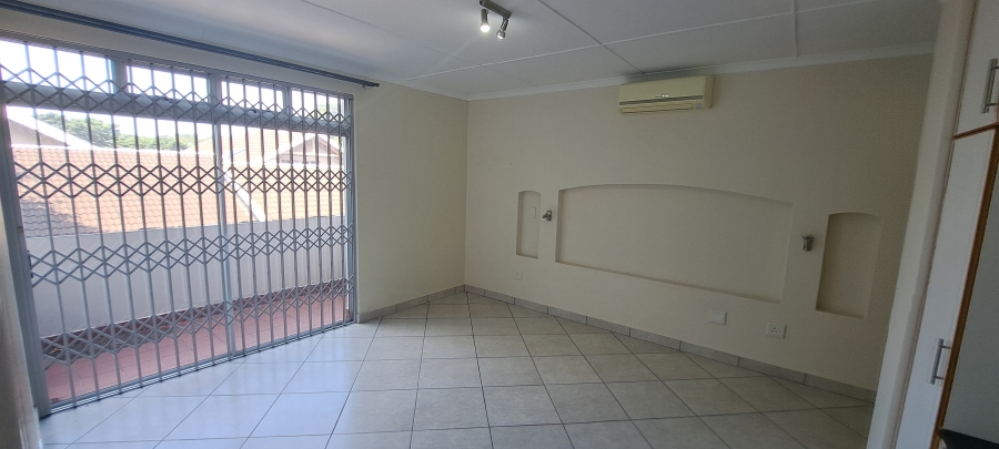 3 Bedroom Property for Sale in Meer En See KwaZulu-Natal