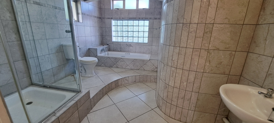 3 Bedroom Property for Sale in Meer En See KwaZulu-Natal