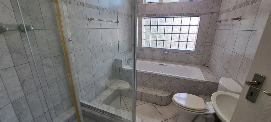 3 Bedroom Property for Sale in Meer En See KwaZulu-Natal