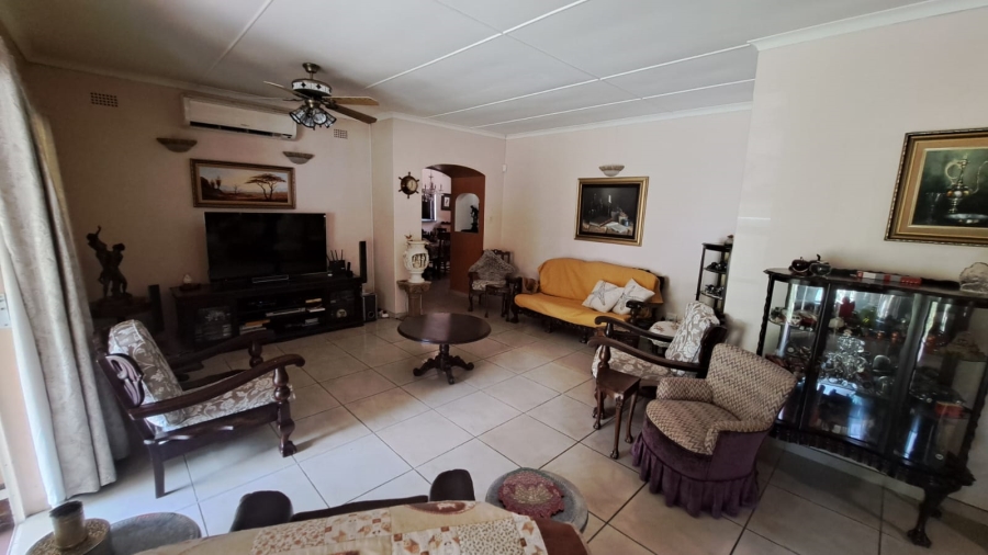 3 Bedroom Property for Sale in Meer En See KwaZulu-Natal
