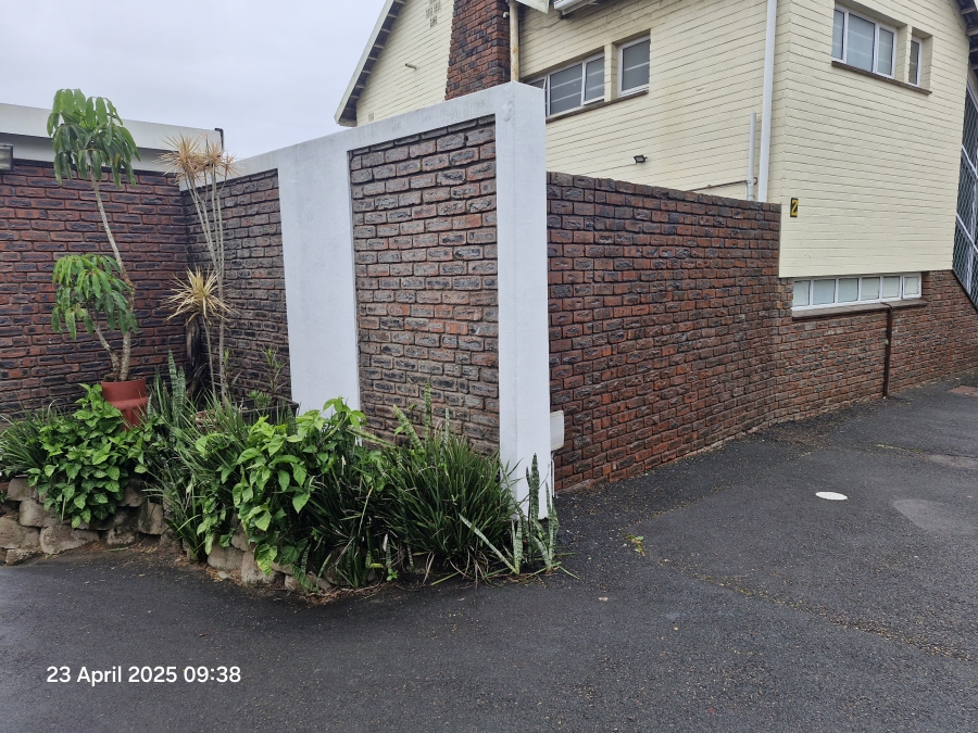 11 Bedroom Property for Sale in Northdene KwaZulu-Natal