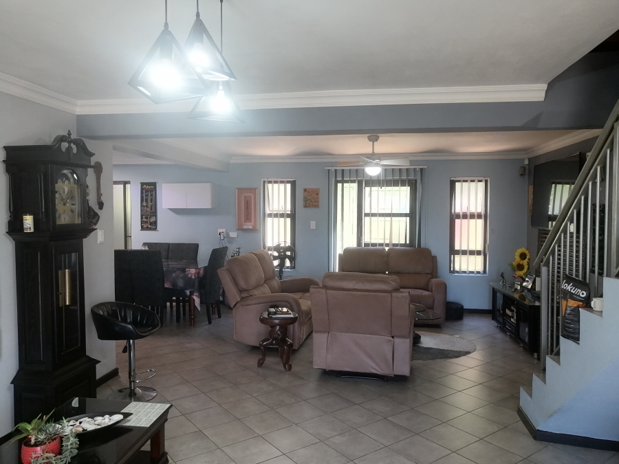 4 Bedroom Property for Sale in Seaward Estate KwaZulu-Natal